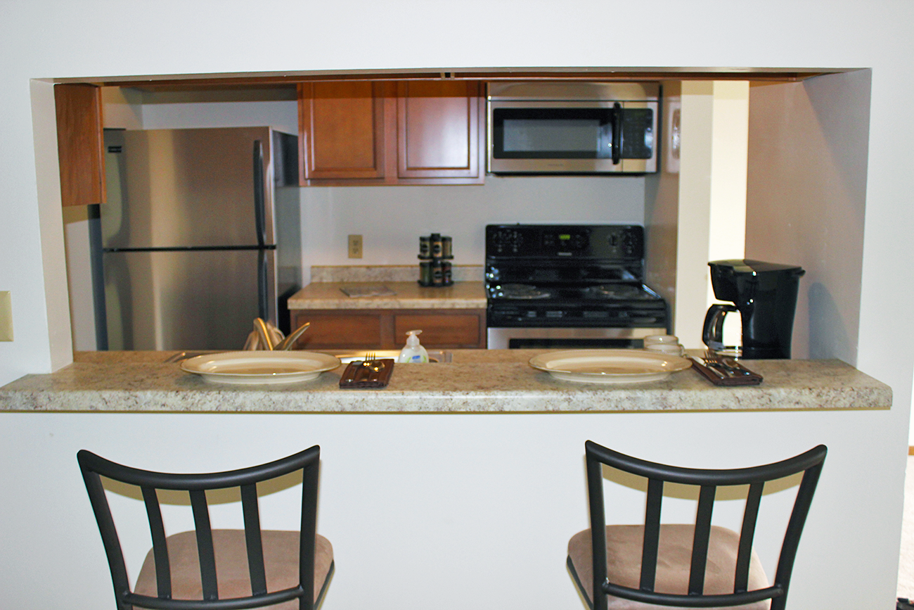 Breakfast Counter in Apartment Rental in Inver Grove Heights, MN