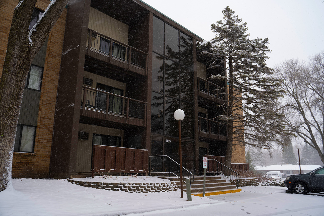 Salem Green Apartments in Inver Grove Heights, MN in Winter